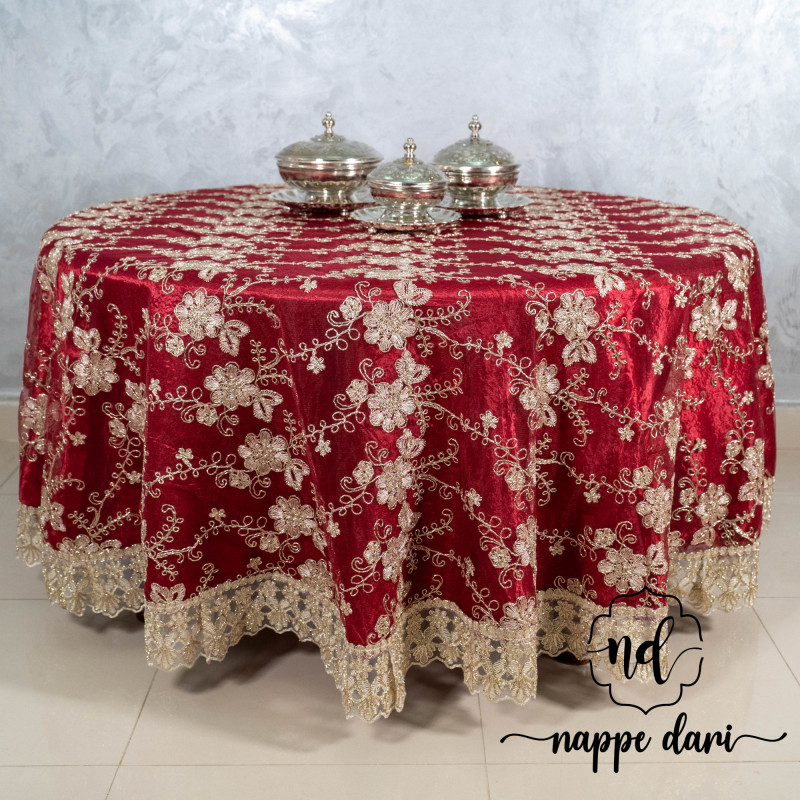 Nappe ronde tulle rouge motif branches de fleurs gold