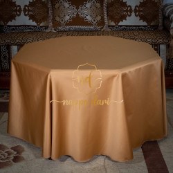 Nappe Gold à fleurs Blanches pour Table Ronde